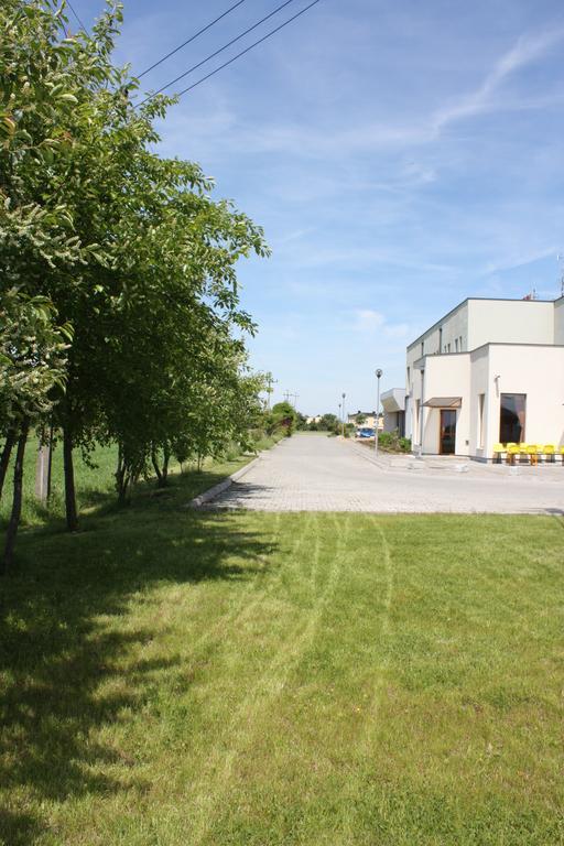 Hotel Vanillia Kluki (Lodz) Exterior photo